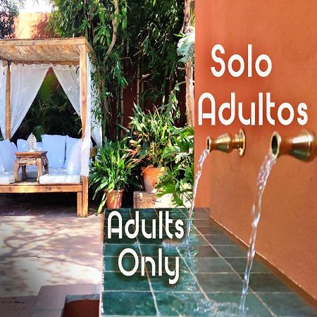La Posada De Lola - Adults Only Hotel Болоня Екстериор снимка