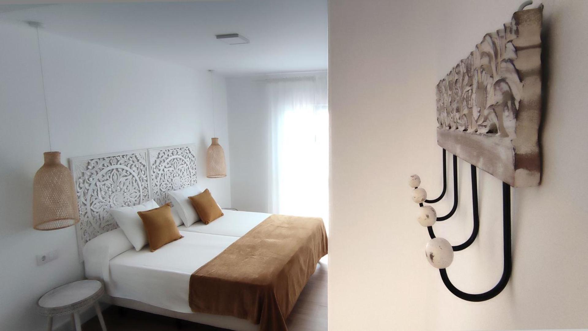La Posada De Lola - Adults Only Hotel Болоня Екстериор снимка