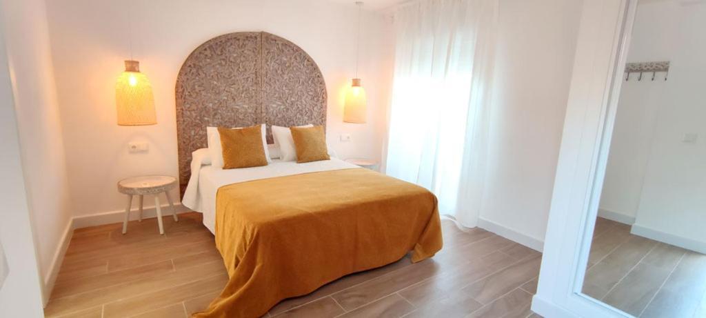 La Posada De Lola - Adults Only Hotel Болоня Екстериор снимка