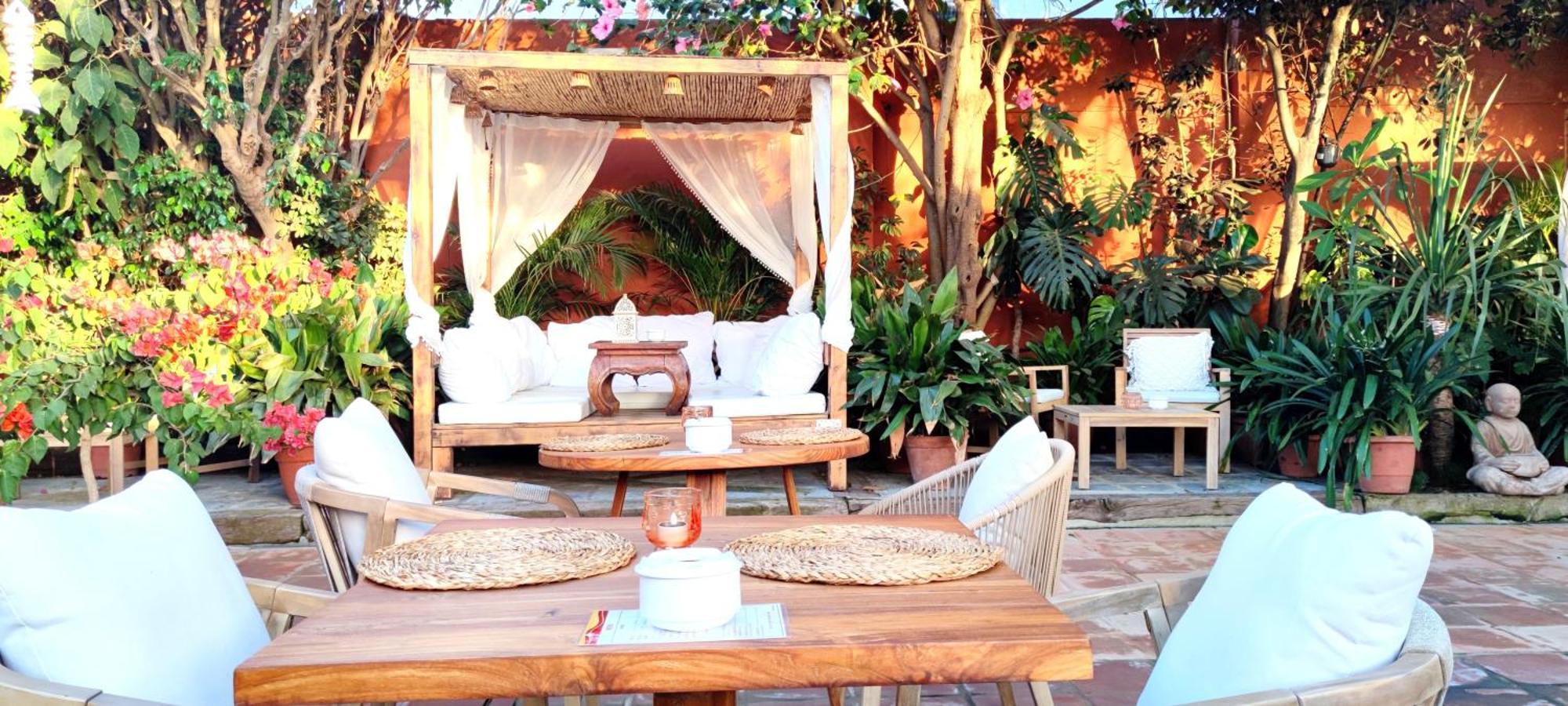 La Posada De Lola - Adults Only Hotel Болоня Екстериор снимка